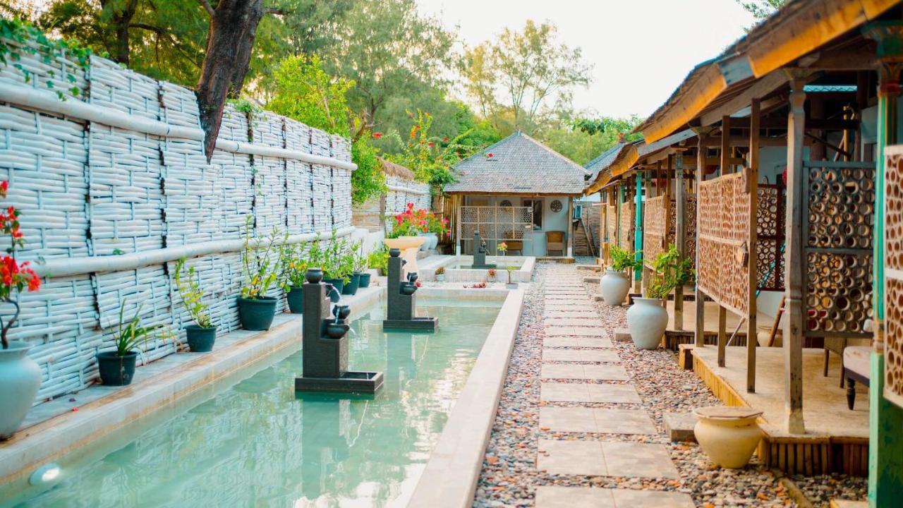 Bungalow Cafe Gili Beachfront 吉利美诺 外观 照片