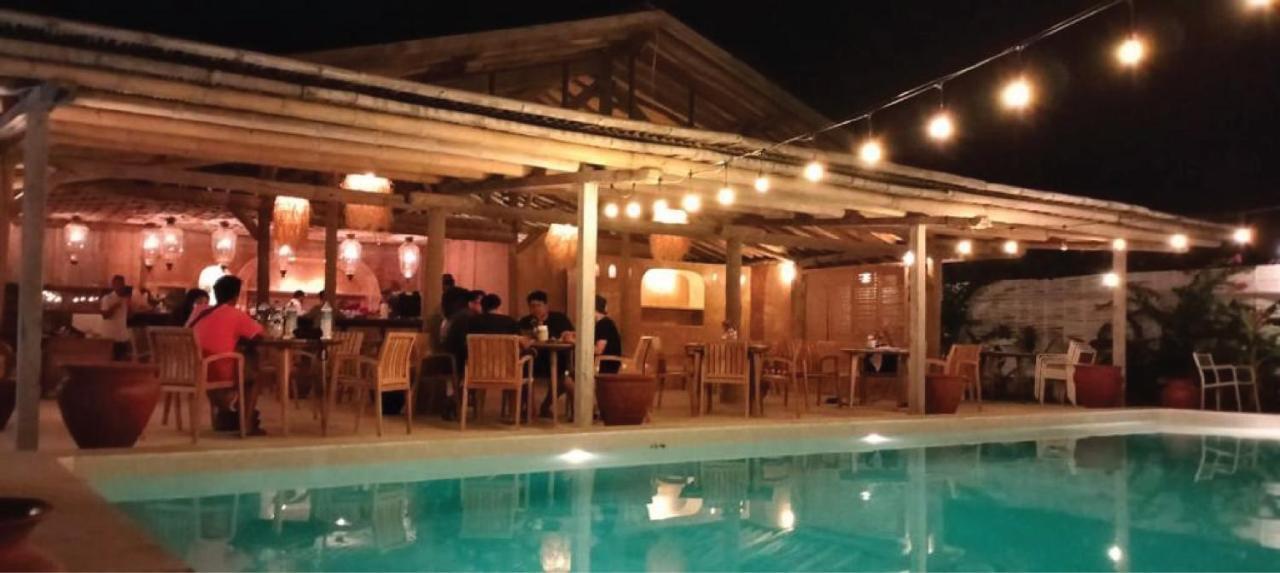 Bungalow Cafe Gili Beachfront 吉利美诺 外观 照片
