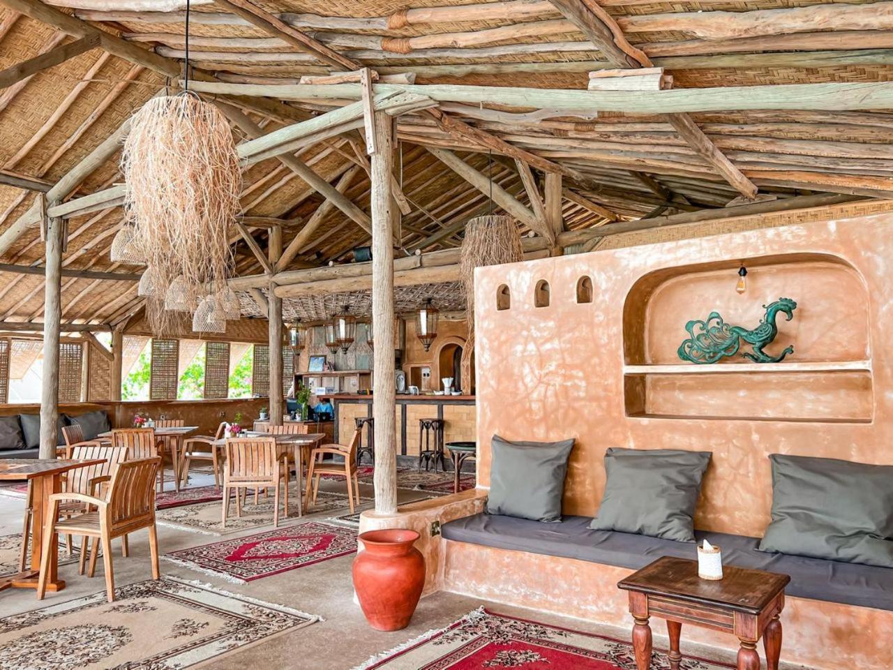 Bungalow Cafe Gili Beachfront 吉利美诺 外观 照片