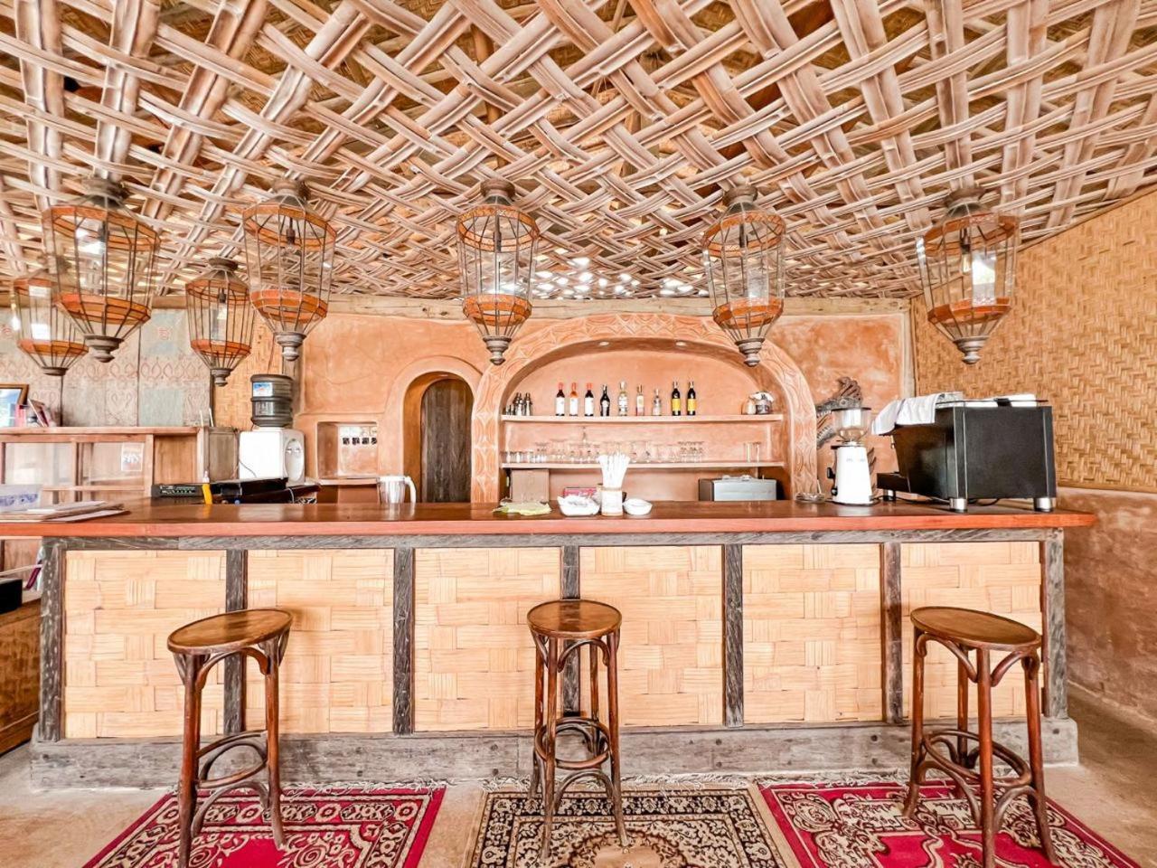 Bungalow Cafe Gili Beachfront 吉利美诺 外观 照片